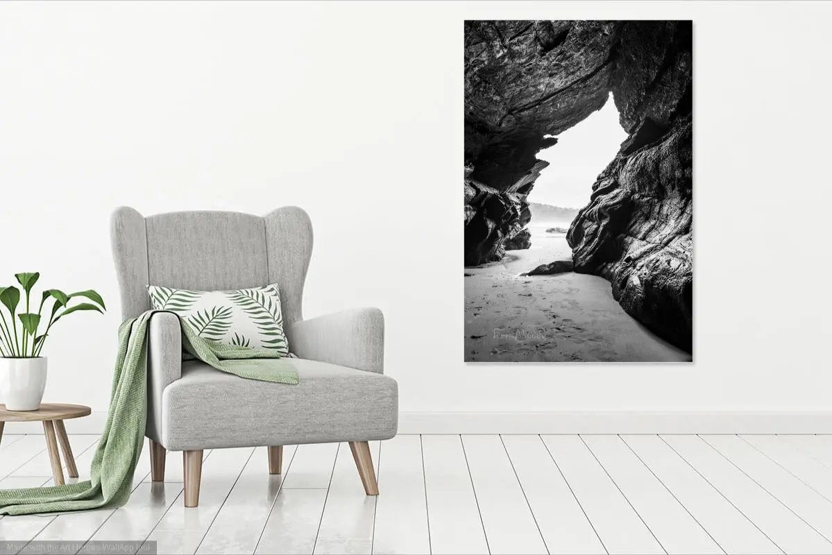 Black and white photo in living area 