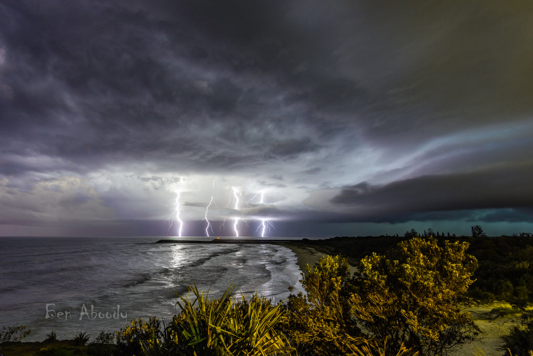 Lightning North Wall Ballina - Ben Aboody Photography