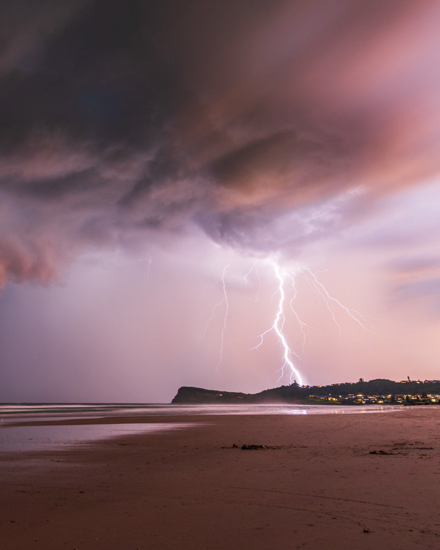 Lightning Strike Lennox Point