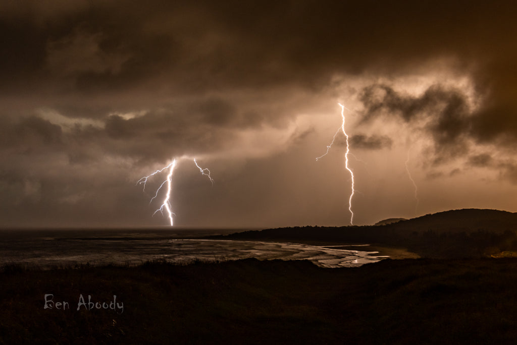 The Flat Rock Strike - Ben Aboody Photography